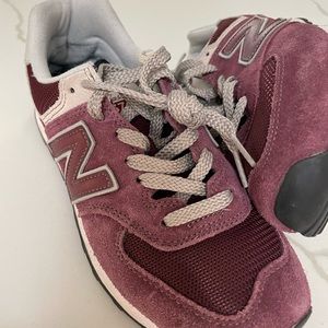 NEW BALANCE “574”WOMENS SIZE US 7